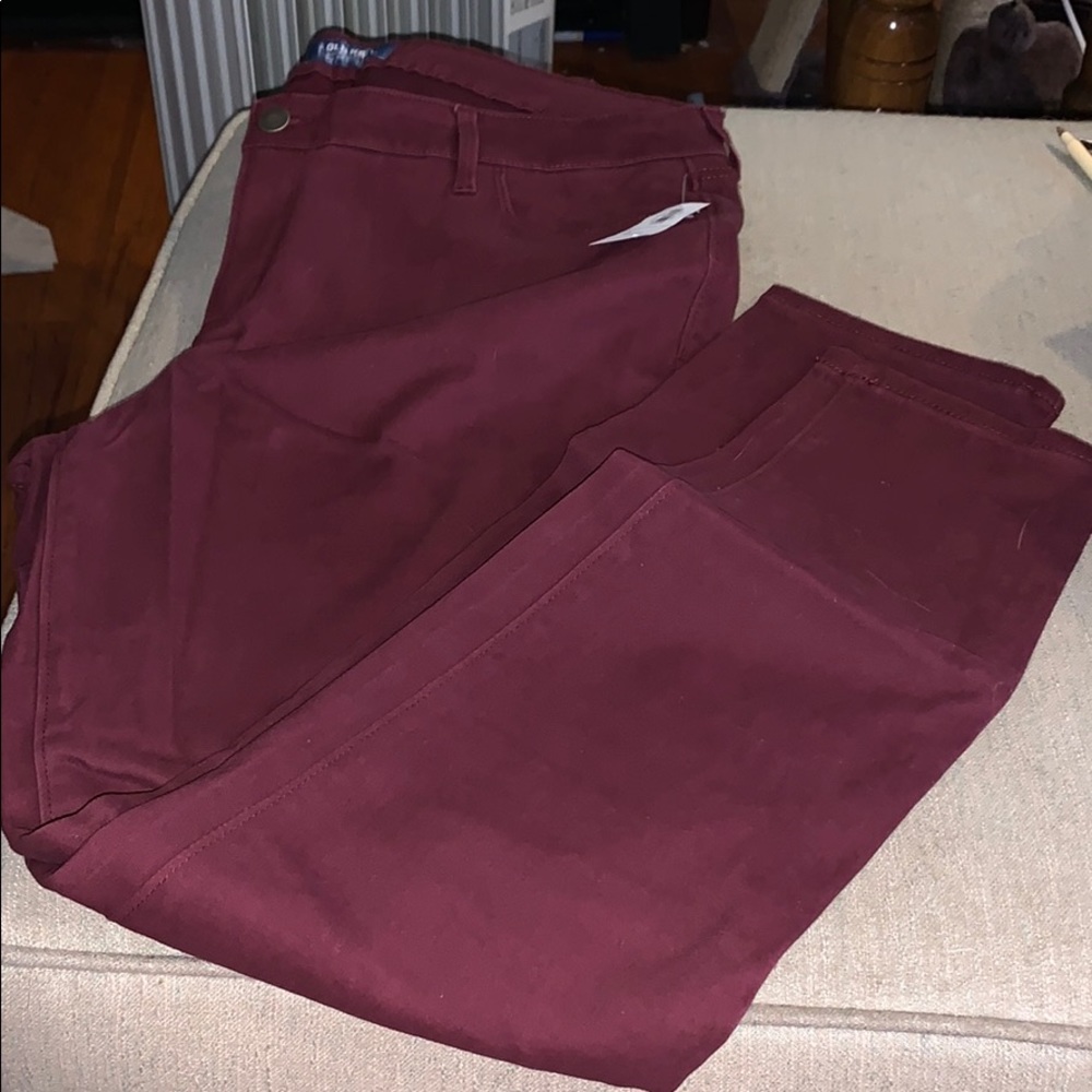 NWT Old Navy Burgundy RockStar Skinny 16